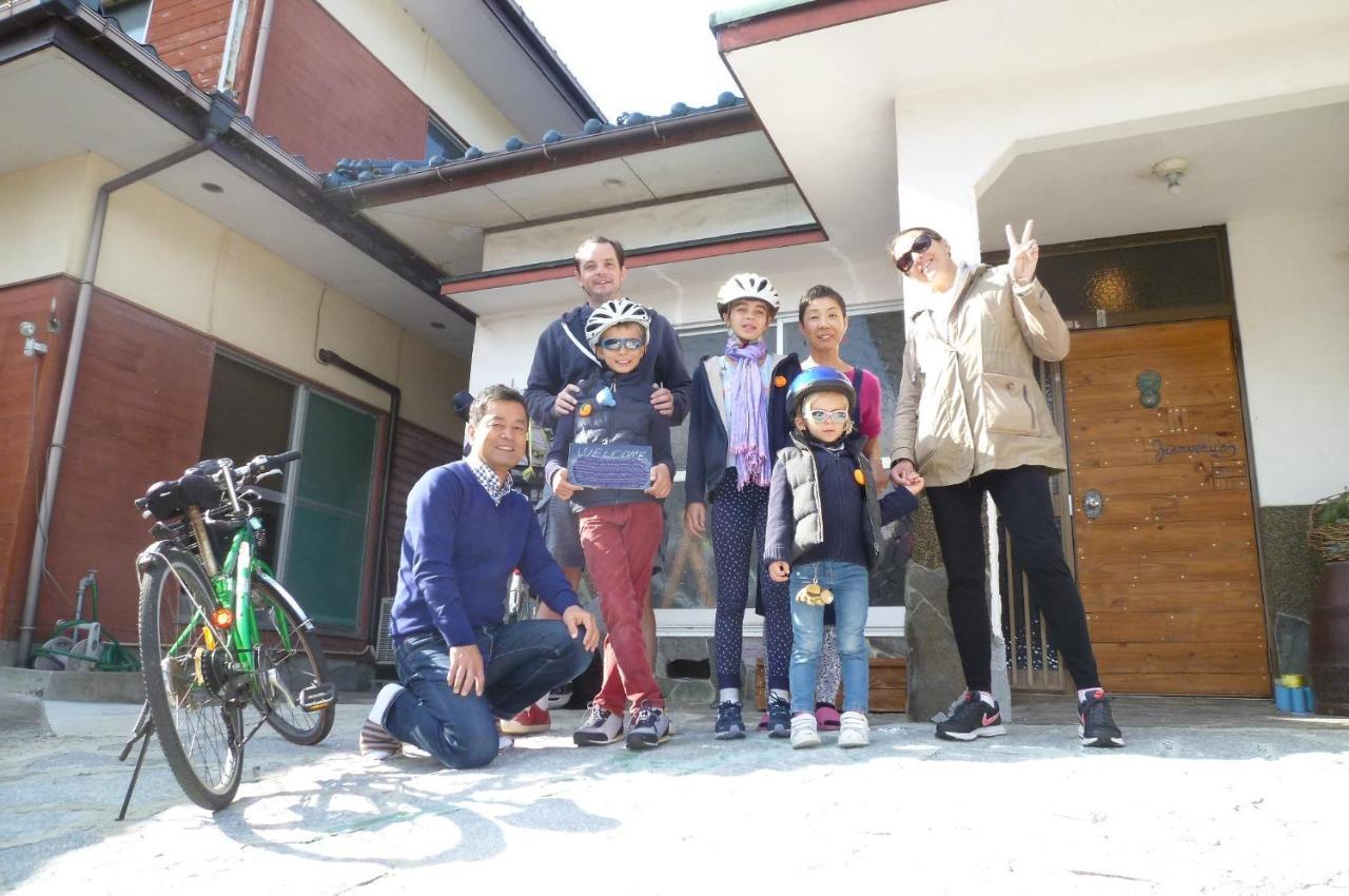 Guesthouse KUME Imabari Railway Station Eksteriør billede